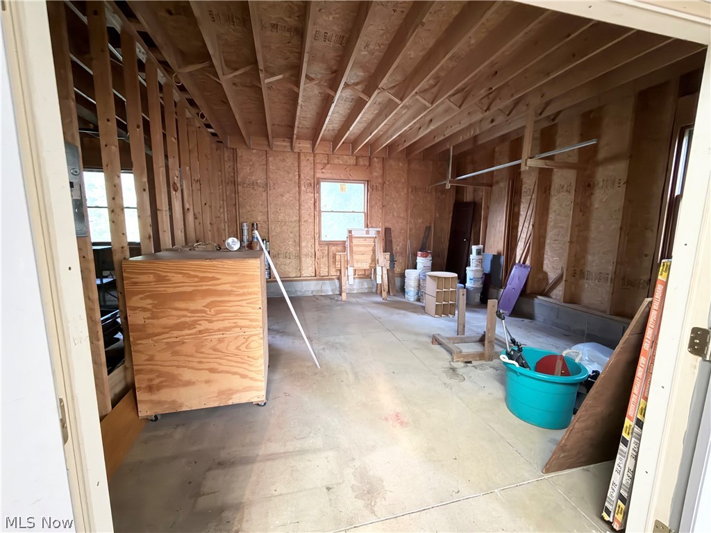 1406 Henn Hyde Road NE Warren OH 44484