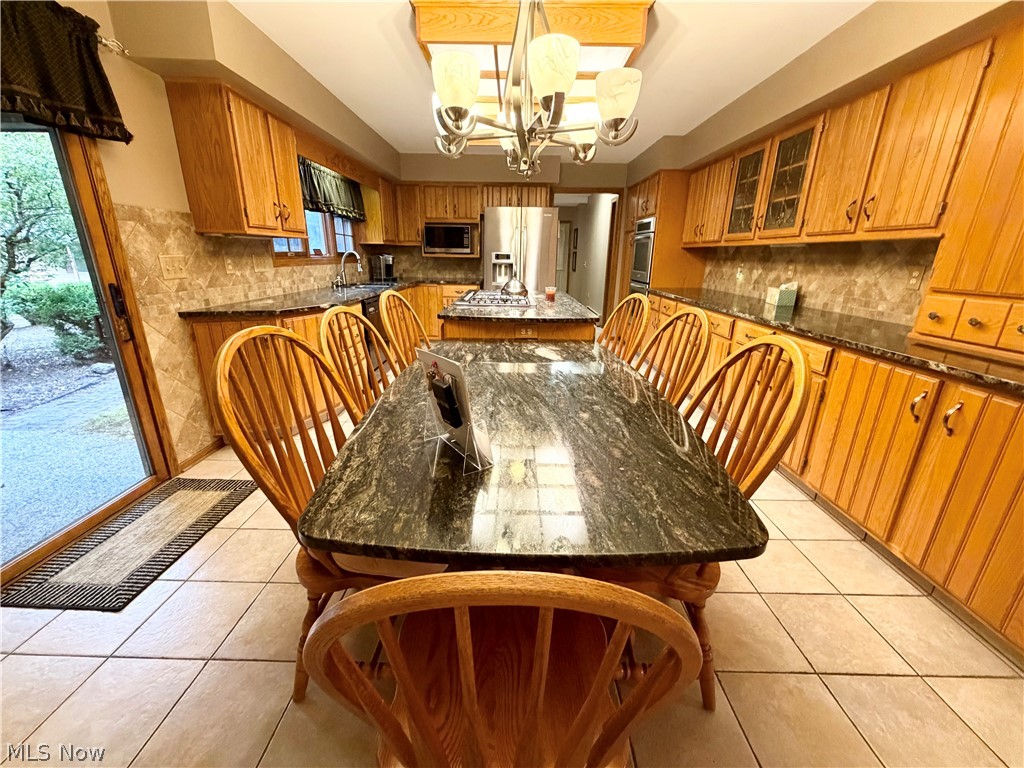 1406 Henn Hyde Road NE Warren OH 44484