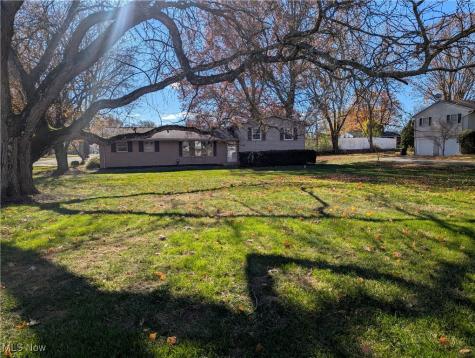 7160 Bretz Street NW Massillon OH 44646