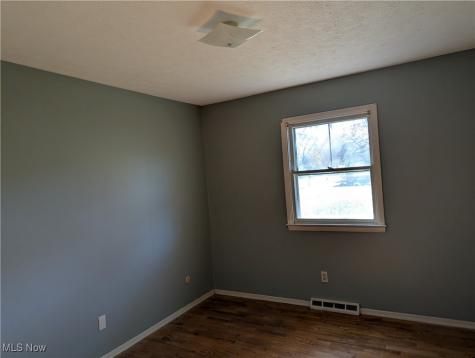 7160 Bretz Street NW Massillon OH 44646