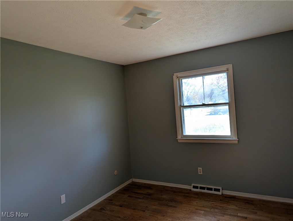 7160 Bretz Street NW Massillon OH 44646