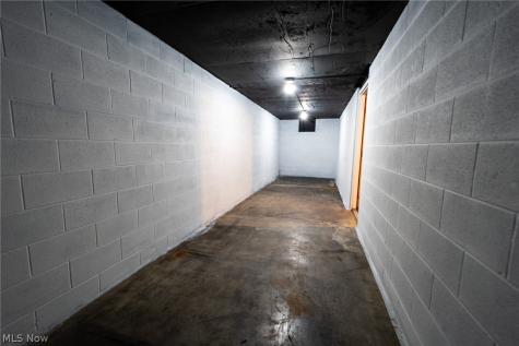 14027 Mayfield Road Huntsburg OH 44046