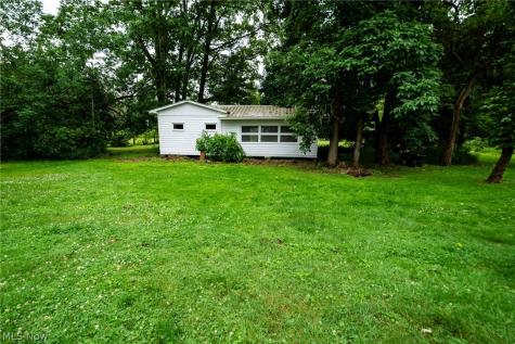 14027 Mayfield Road Huntsburg OH 44046