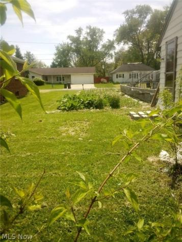 731 16th Street Elyria OH 44035
