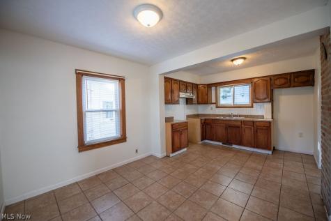 747 Waugh Street Alliance OH 44601