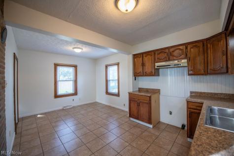 747 Waugh Street Alliance OH 44601