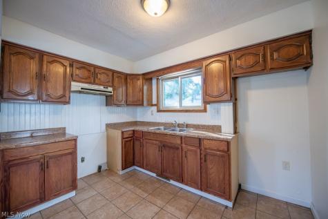 747 Waugh Street Alliance OH 44601