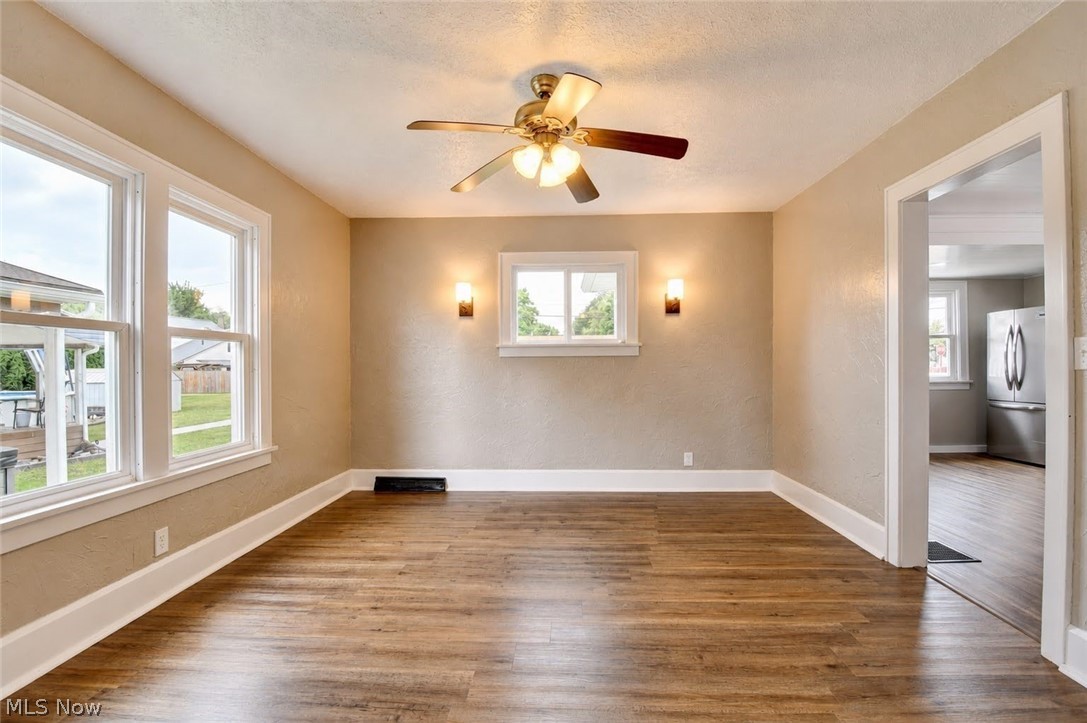 309 Redwood Street SW Beach City OH 44608