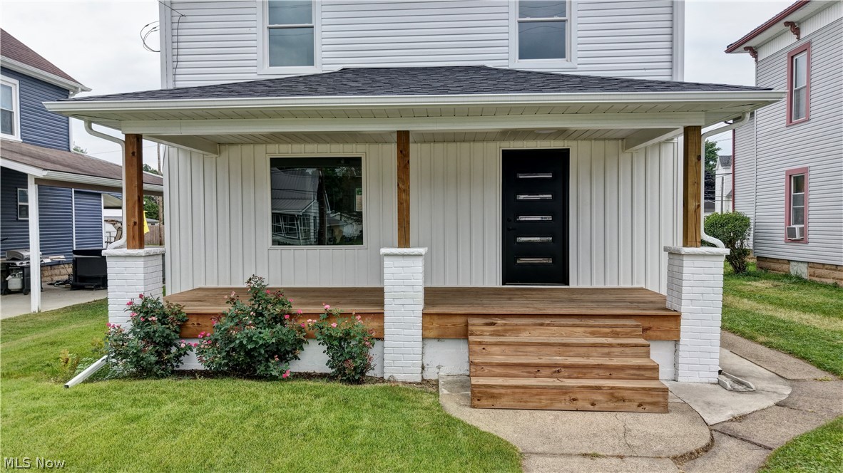 309 Redwood Street SW Beach City OH 44608