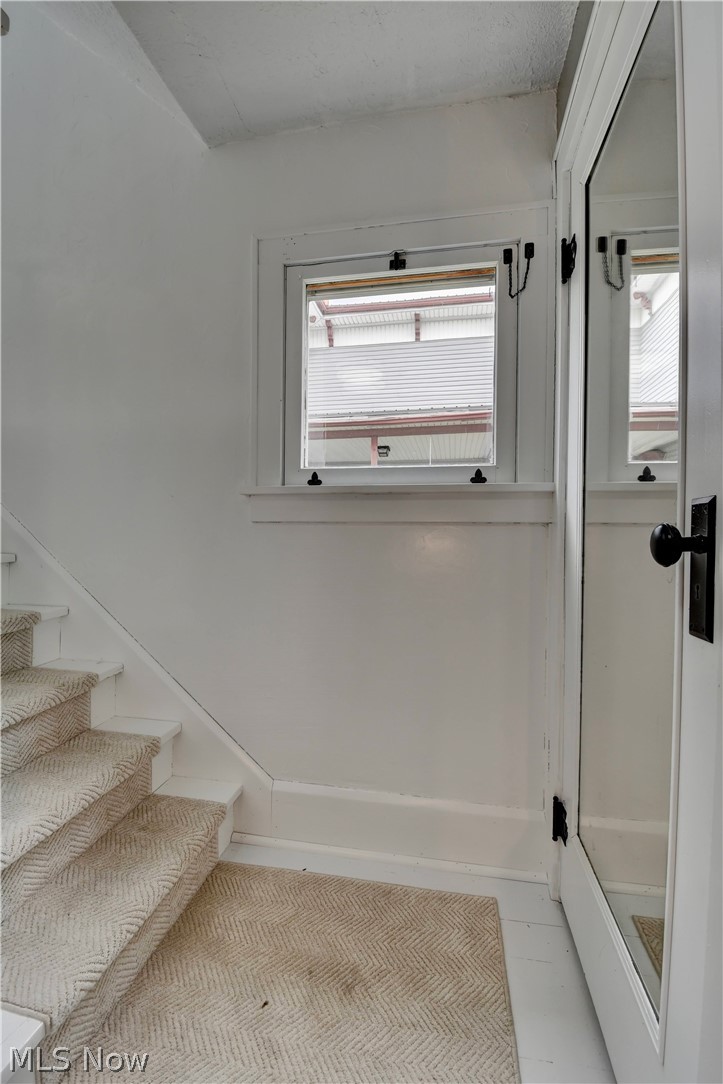 309 Redwood Street SW Beach City OH 44608