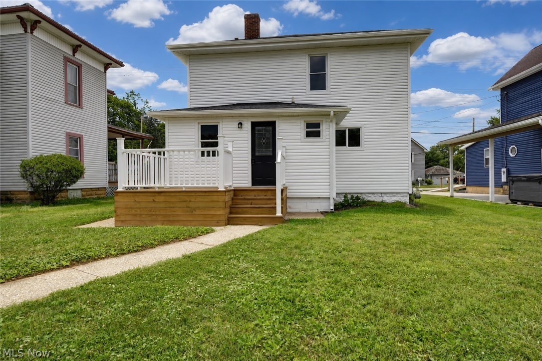 309 Redwood Street SW Beach City OH 44608