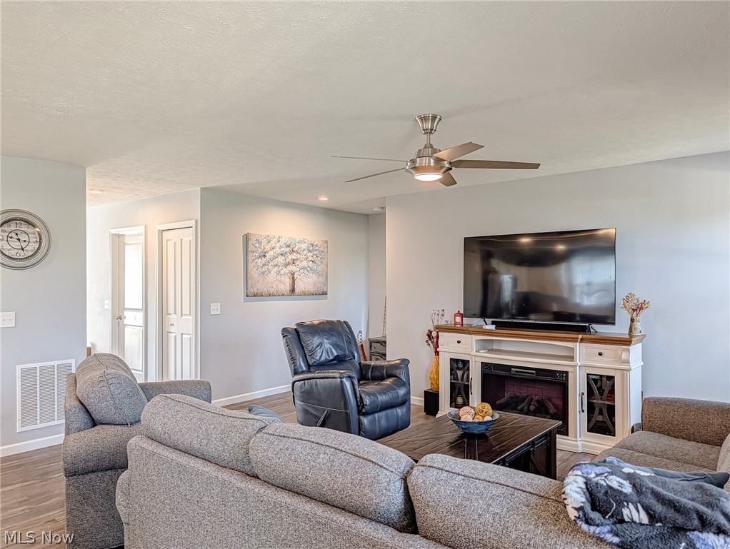 5314 Frederick Street Barberton OH 44203