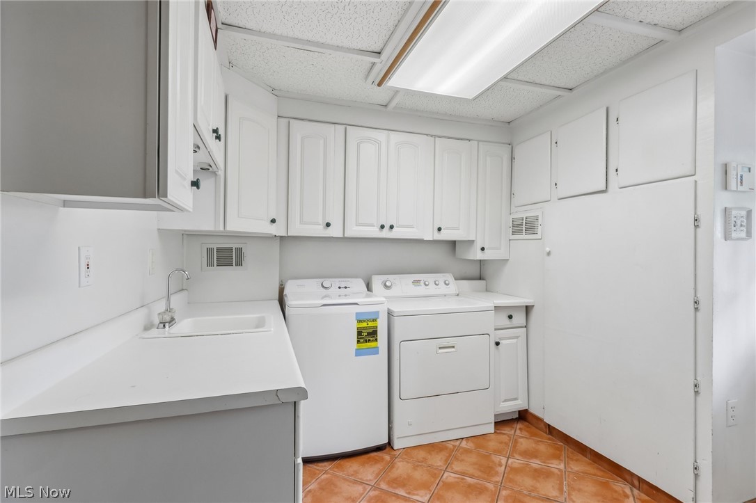 1168 North Road NE Warren OH 44483