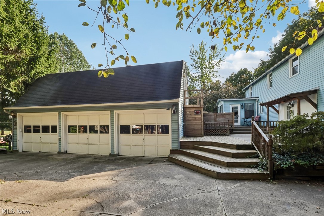 1168 North Road NE Warren OH 44483