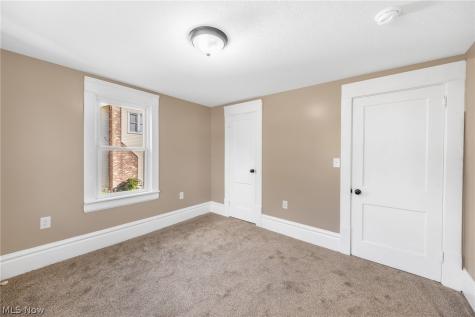2644 Terrace Avenue Akron OH 44312