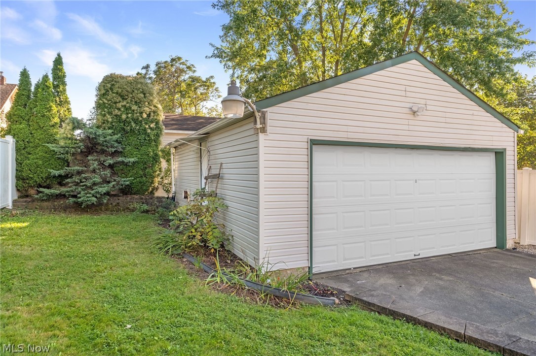 2644 Terrace Avenue Akron OH 44312