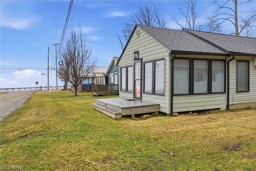 5 Stones Long Beach Drive Ashtabula OH 44004