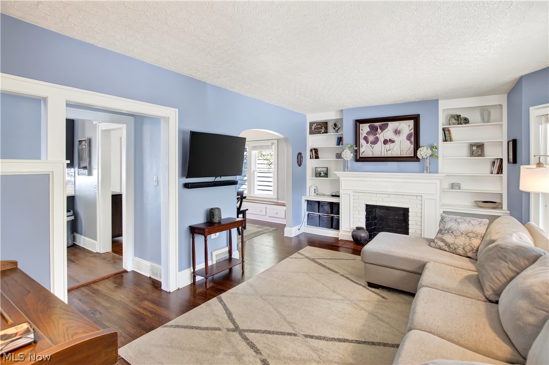 1644 Cordova Avenue Lakewood OH 44107