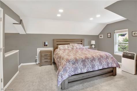 1644 Cordova Avenue Lakewood OH 44107