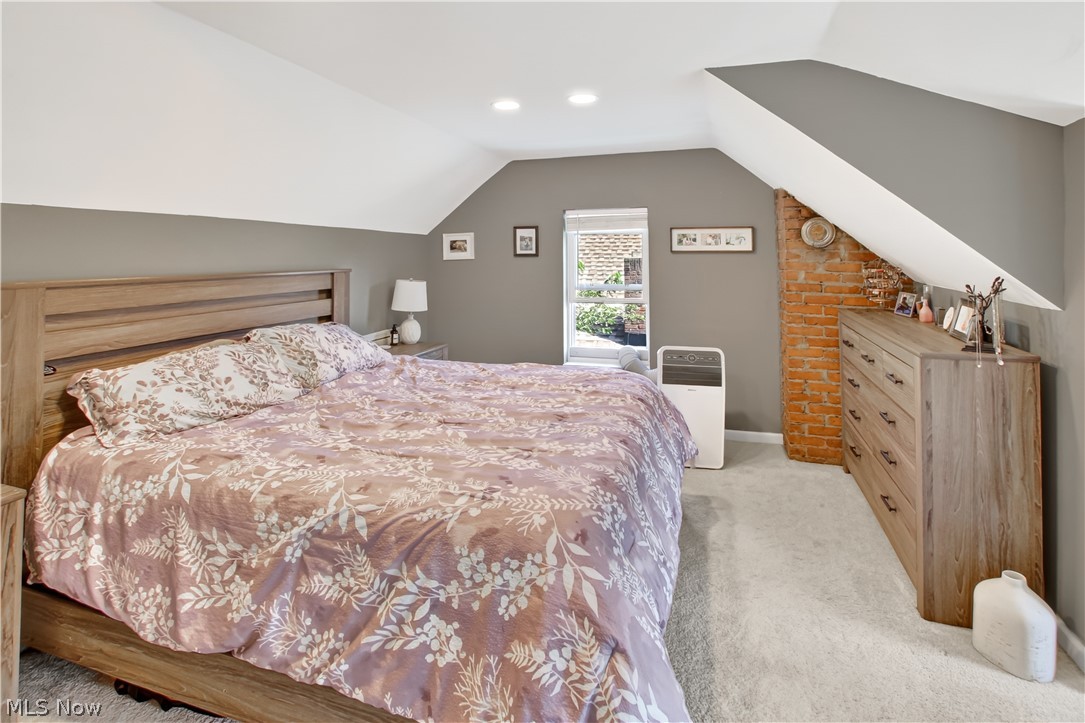 1644 Cordova Avenue Lakewood OH 44107