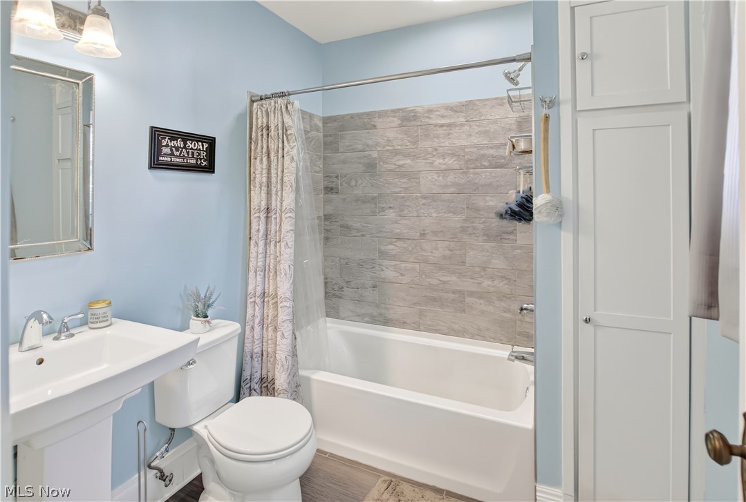 1644 Cordova Avenue Lakewood OH 44107