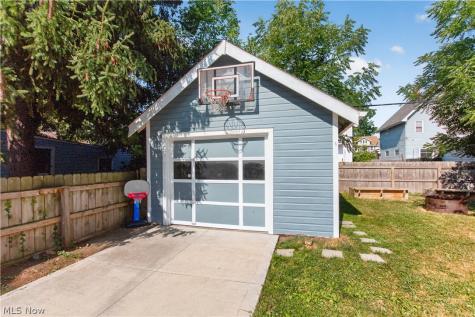 1644 Cordova Avenue Lakewood OH 44107