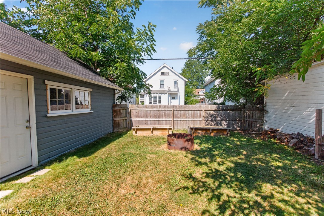 1644 Cordova Avenue Lakewood OH 44107