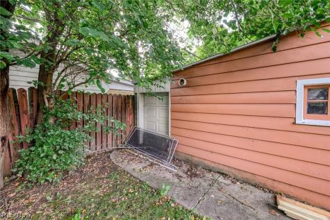 1117 N Main Street Akron OH 44310