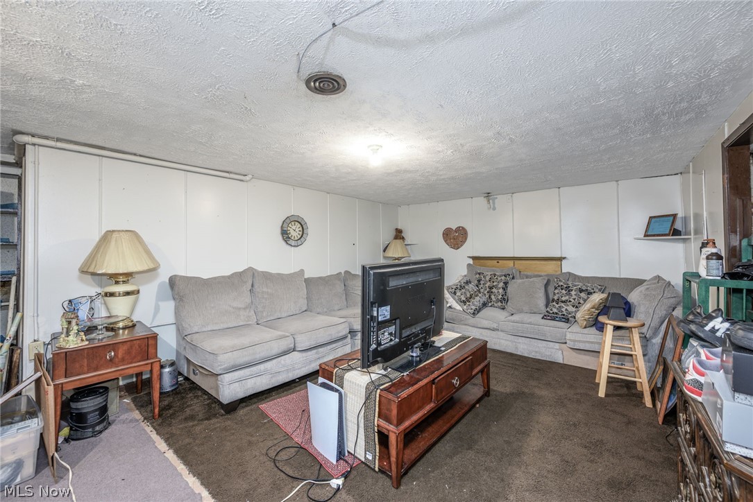 1117 N Main Street Akron OH 44310