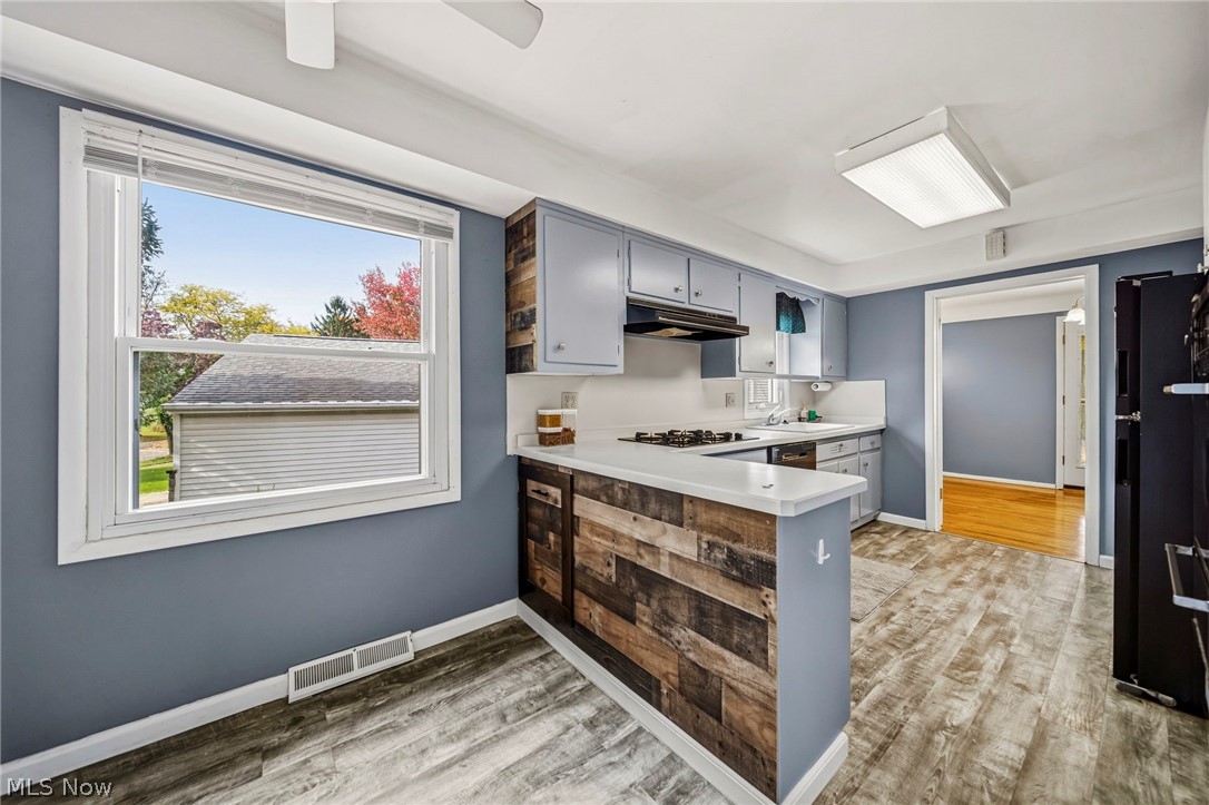4937 Emmet Road Lyndhurst OH 44124