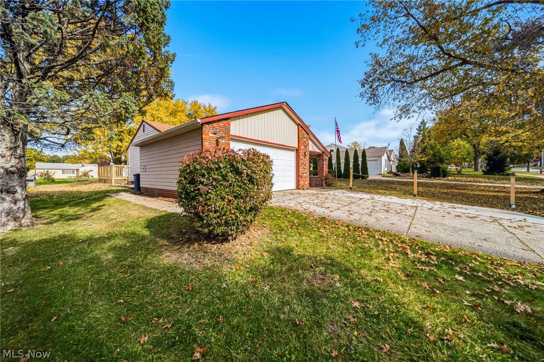 4937 Emmet Road Lyndhurst OH 44124