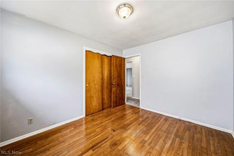 4937 Emmet Road Lyndhurst OH 44124