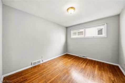 4937 Emmet Road Lyndhurst OH 44124