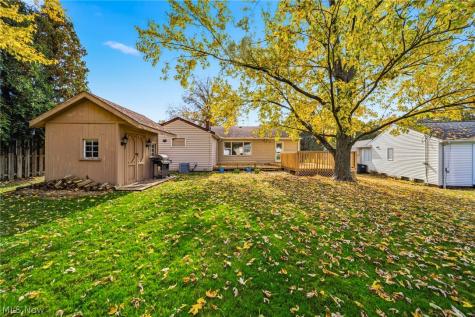 4937 Emmet Road Lyndhurst OH 44124