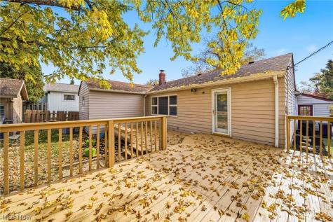 4937 Emmet Road Lyndhurst OH 44124