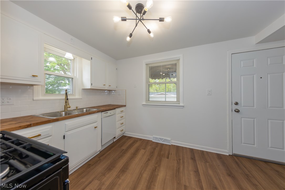 4688 E 173rd Street Cleveland OH 44128