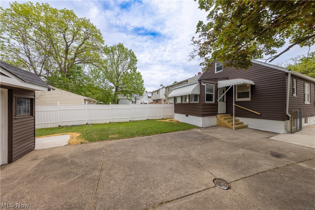 4688 E 173rd Street Cleveland OH 44128