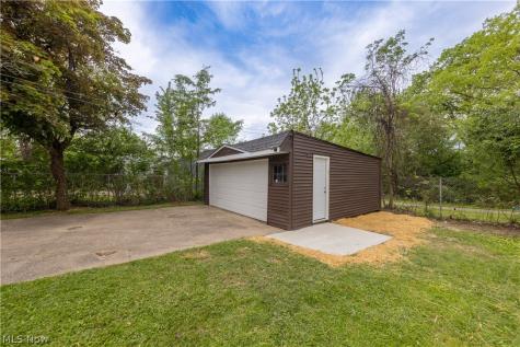 4688 E 173rd Street Cleveland OH 44128