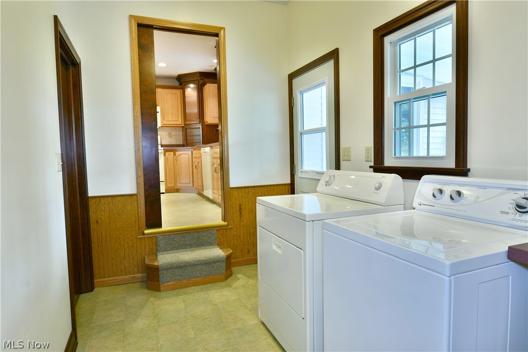 190 Maple Leaf Drive Hubbard OH 44425