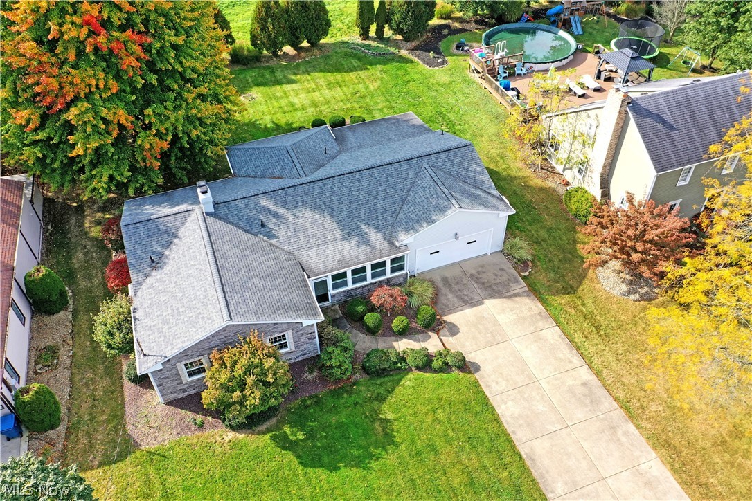 190 Maple Leaf Drive Hubbard OH 44425