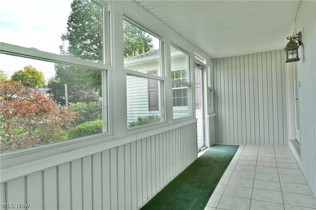 190 Maple Leaf Drive Hubbard OH 44425