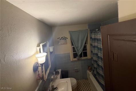 504 W Boston Avenue Youngstown OH 44511