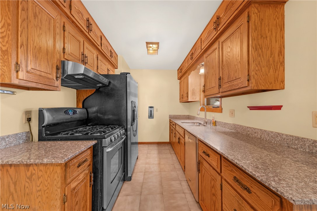 845 Jamestown Avenue Elyria OH 44035