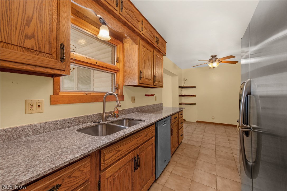 845 Jamestown Avenue Elyria OH 44035