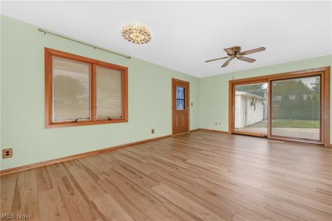 845 Jamestown Avenue Elyria OH 44035