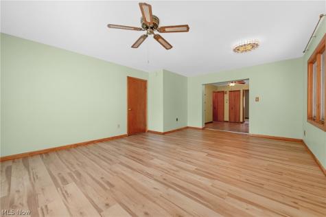 845 Jamestown Avenue Elyria OH 44035