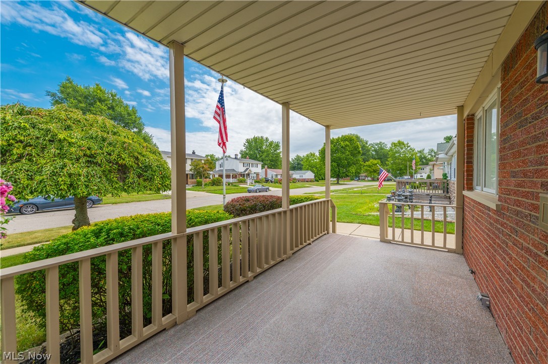 845 Jamestown Avenue Elyria OH 44035