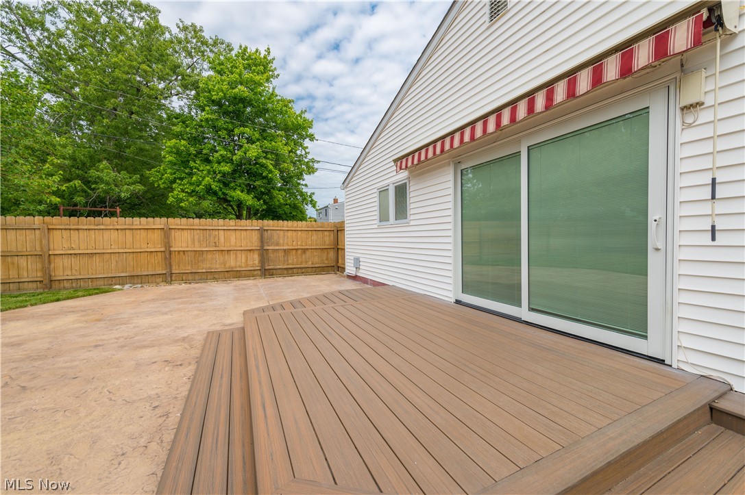 845 Jamestown Avenue Elyria OH 44035