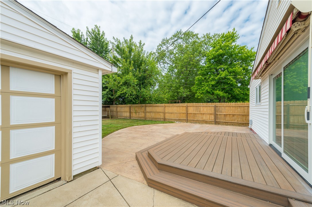 845 Jamestown Avenue Elyria OH 44035