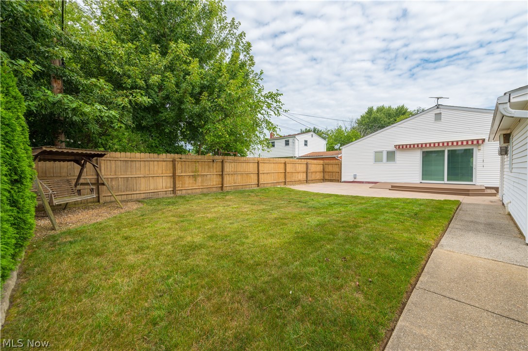 845 Jamestown Avenue Elyria OH 44035